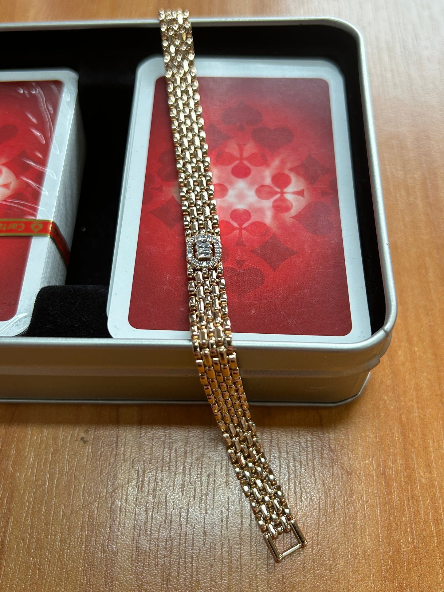 B005 BRANSOLETKA DAMSKA ZŁOTA ZE STALI CHIRURGICZNEJ