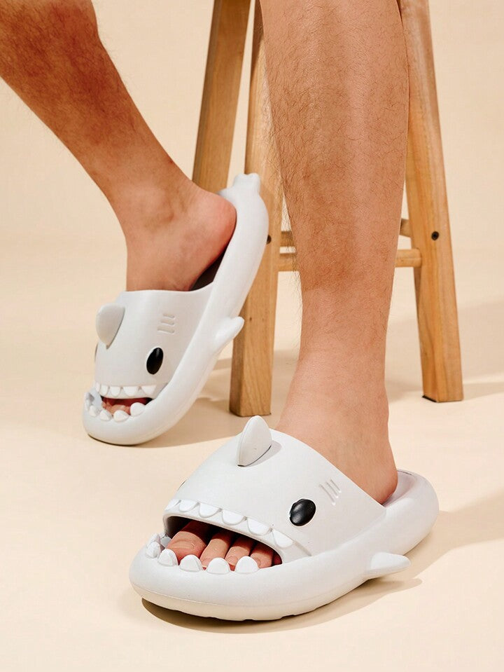 KLAPKI REKINKI GRUBE NA BASEN KAPCIE SHARK ANTYPOŚLIZGOWE
damskie TRALALERO TRALALA