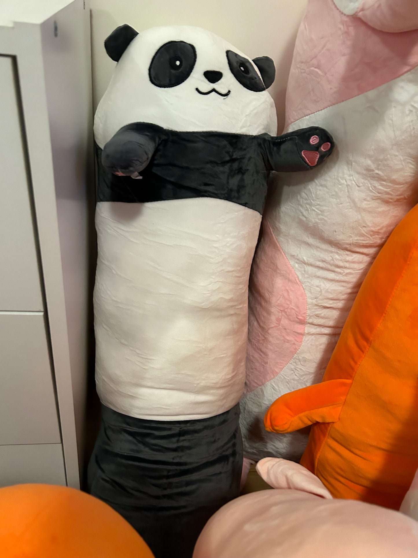 MASKOTKA PLUSZAK PODUSZKA DŁUGA PANDA MIŚ