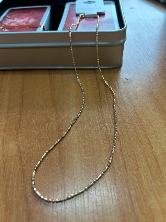 B011 NASZYJNIK ZŁOTY ŁAŃCUSZEK 40 cm STAL CHIRURGICZNA