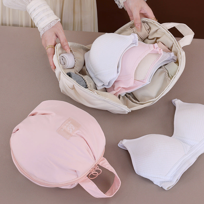 Trójdzielna torba na bieliznę – biustonosze, majtki, skarpetki