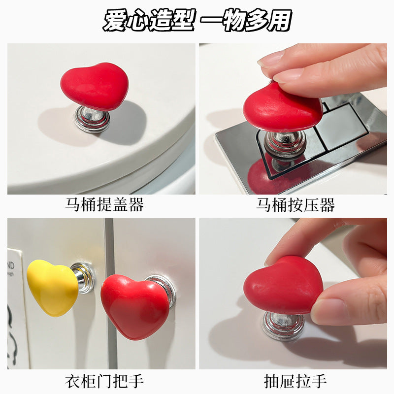 Sercowaty przycisk do spłukiwania toalety – uroczy wydłużacz