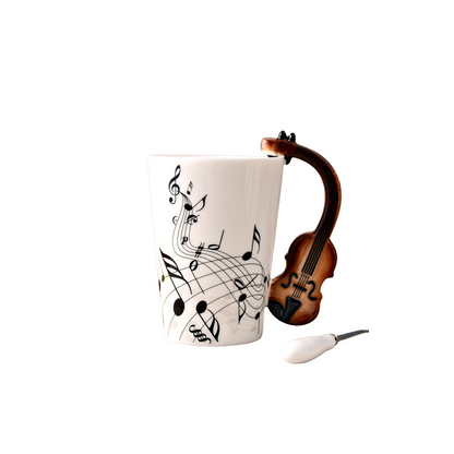 Elegancki kubek z uchwytem muzycznym