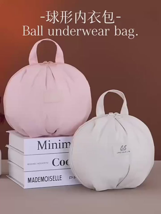 Trójdzielna torba na bieliznę – biustonosze, majtki, skarpetki